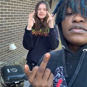 Meet your Posher, Ykg